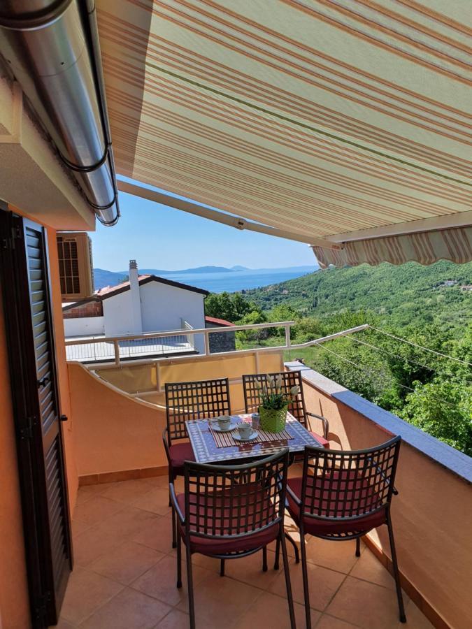 Diana Apartman Брсеч Экстерьер фото