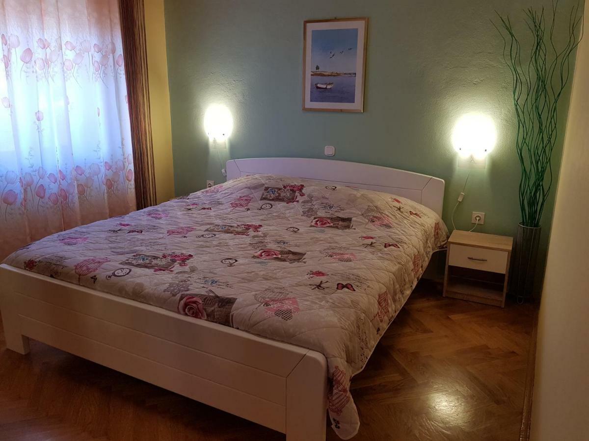 Diana Apartman Брсеч Экстерьер фото