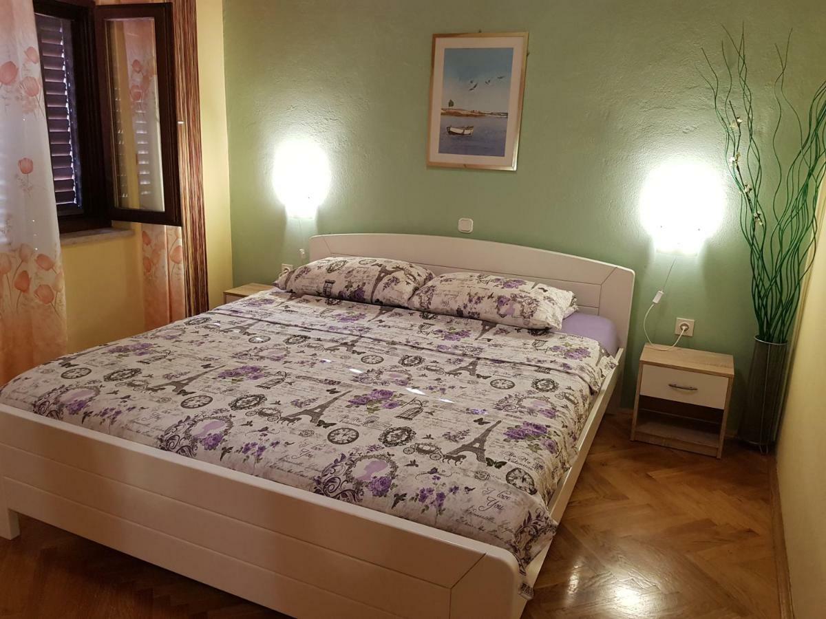 Diana Apartman Брсеч Экстерьер фото